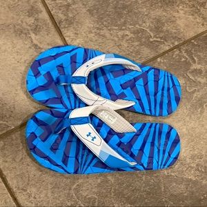 Under Armour boys flip flops